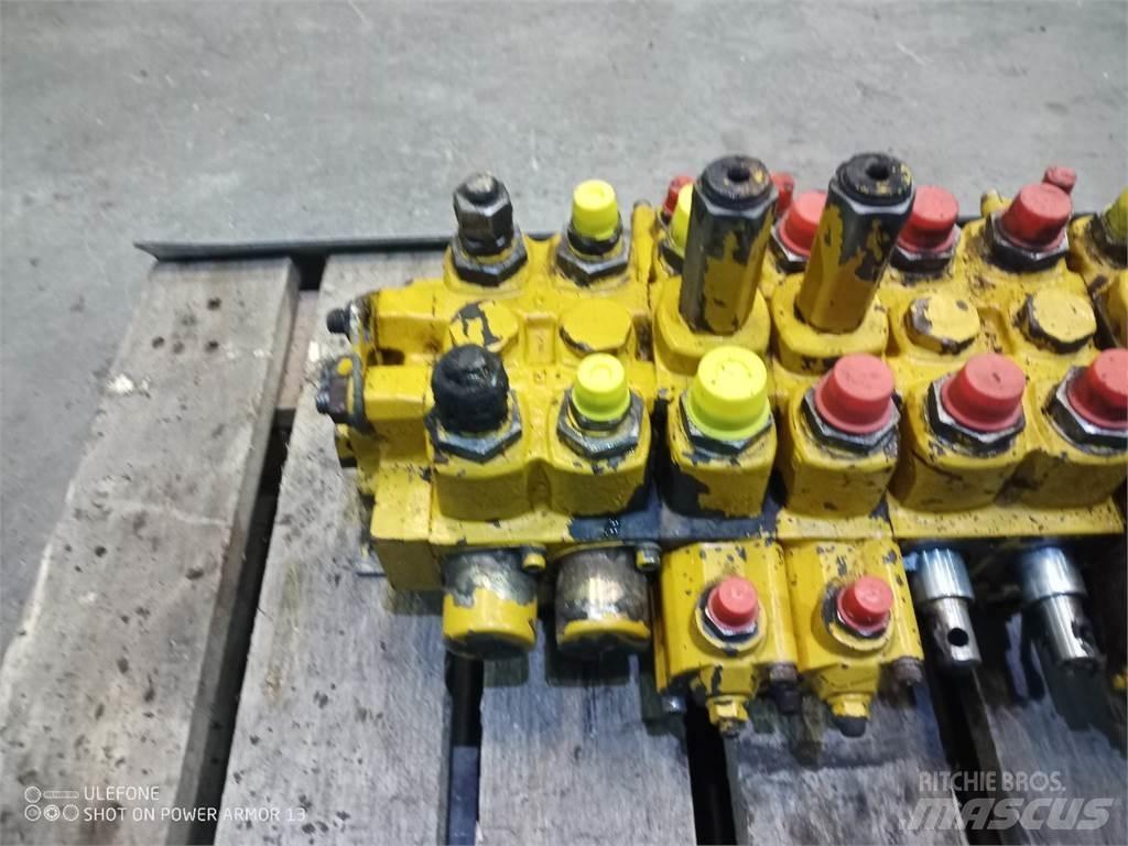Hydrema 906A Componenti idrauliche