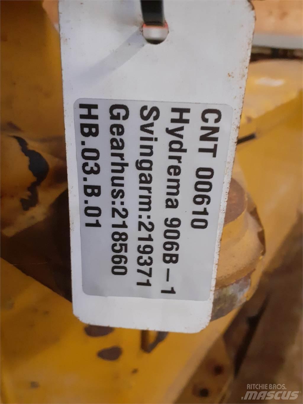 Hydrema 906B Retroescavatori