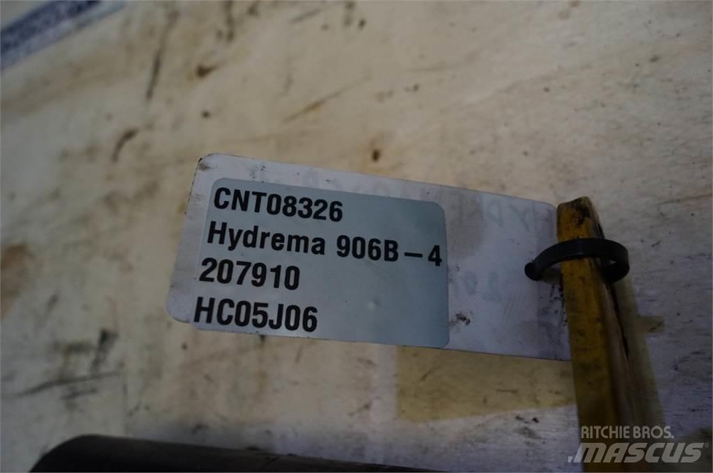 Hydrema 906B Retroescavatori