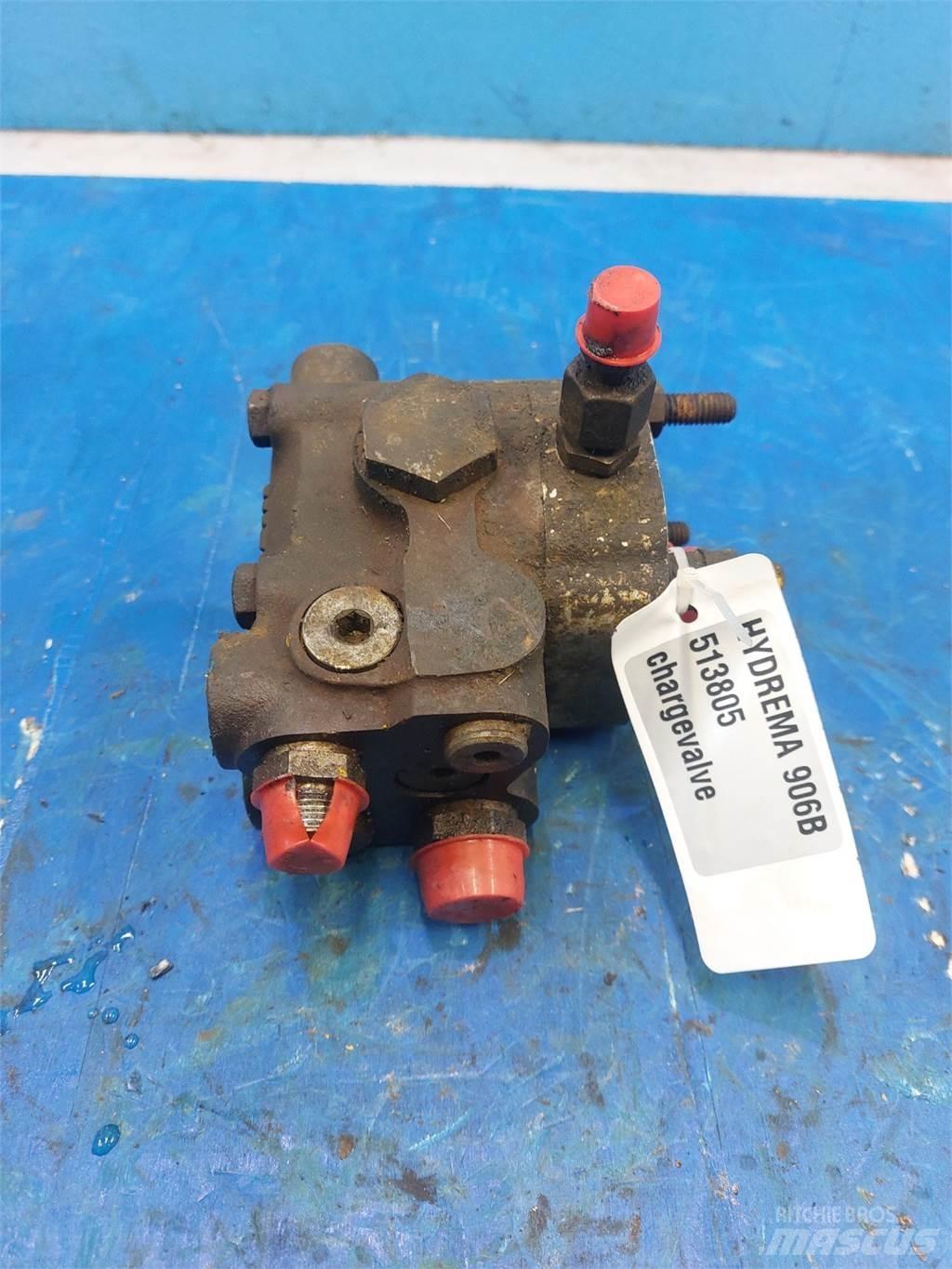 Hydrema 906B Componenti idrauliche