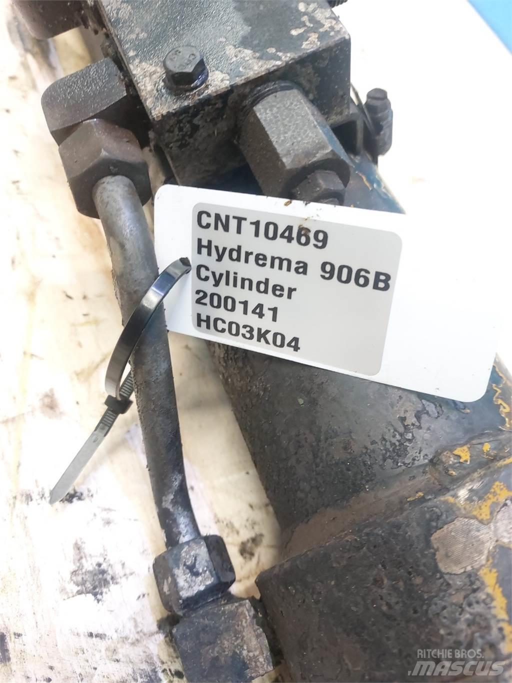 Hydrema 906B Retroescavatori