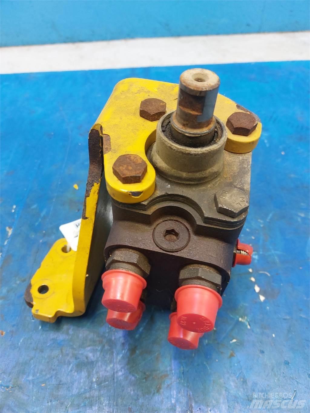Hydrema 906B Componenti idrauliche
