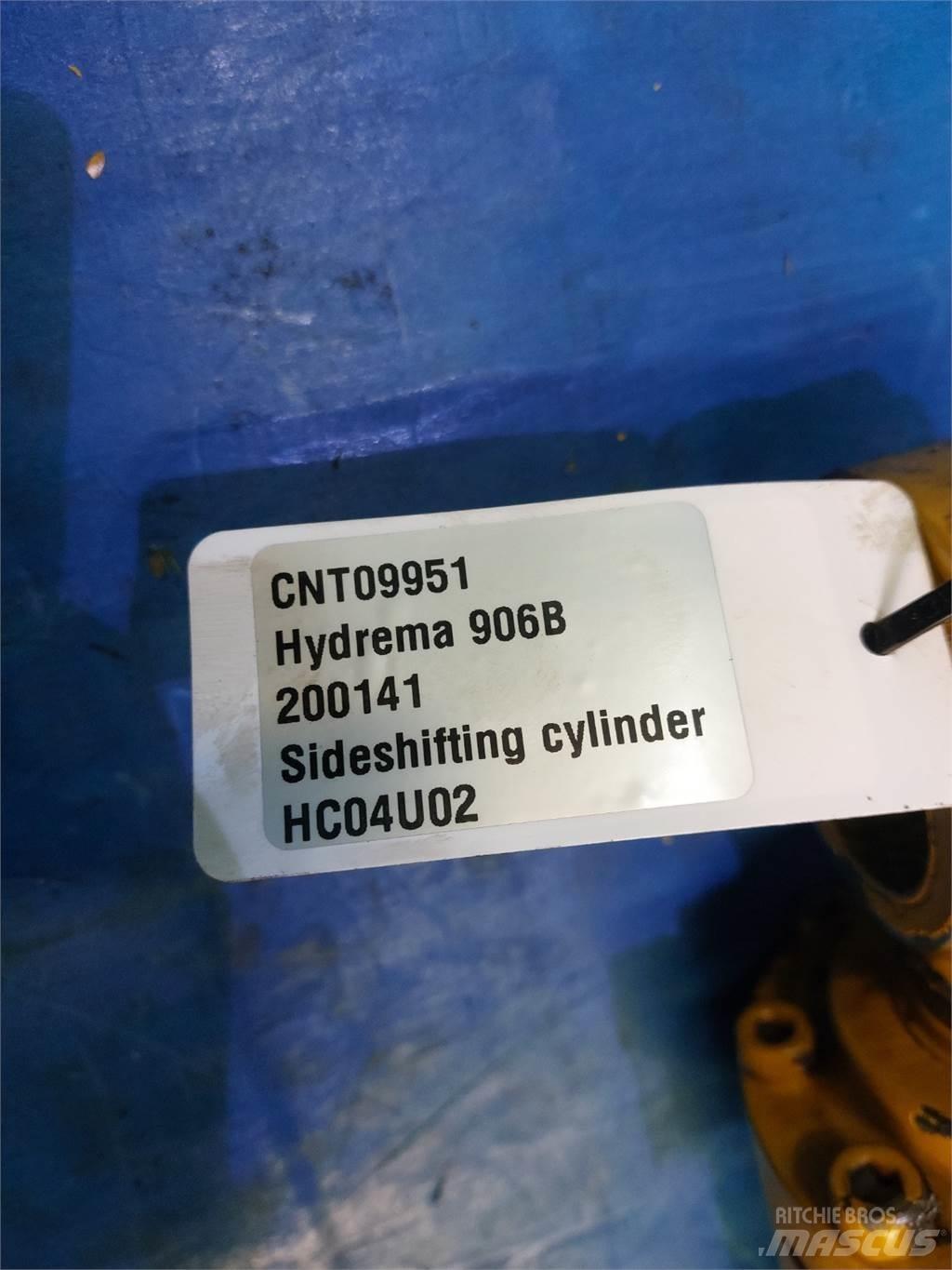 Hydrema 906B Retroescavatori