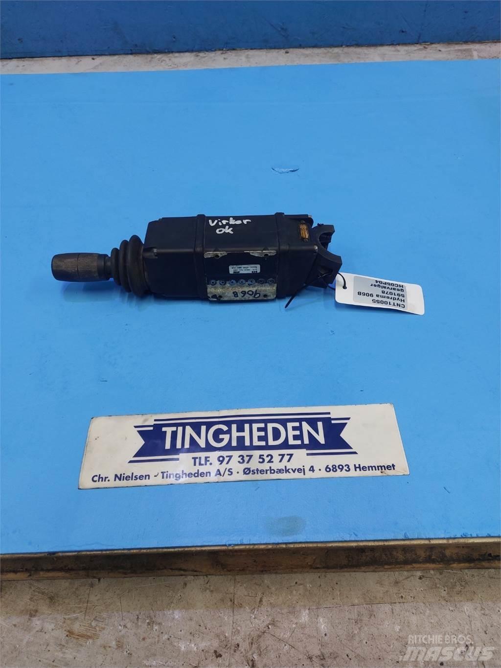 Hydrema 906B Componenti elettroniche