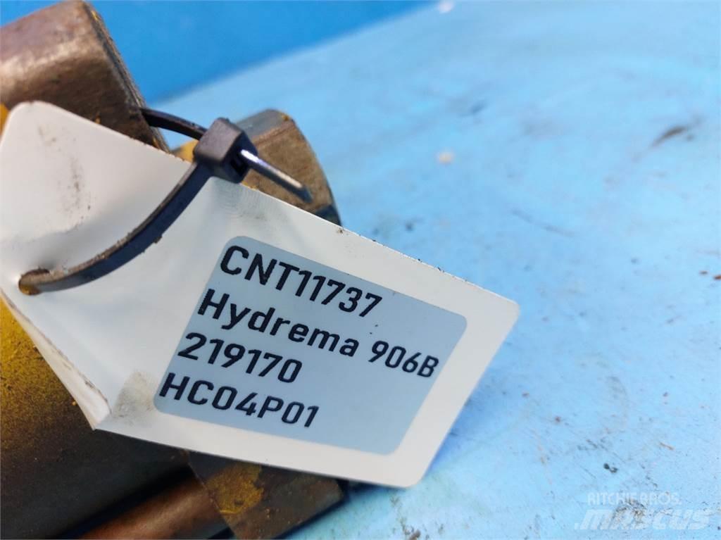 Hydrema 906B Retroescavatori