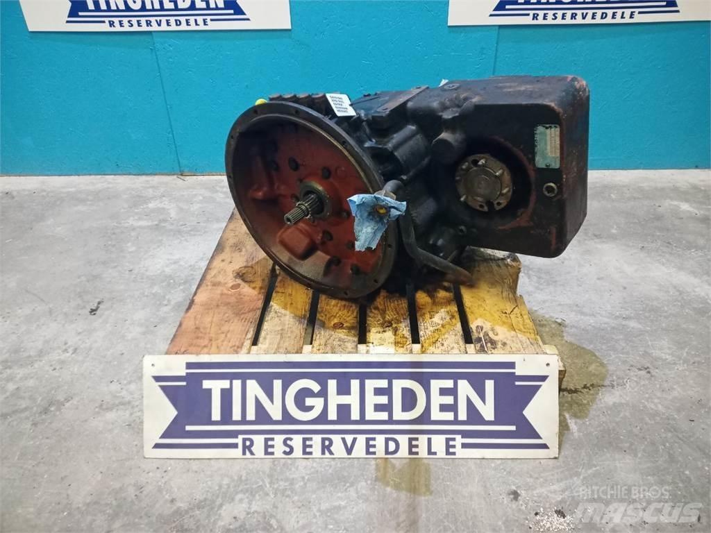 Hydrema 906C Trasmissione