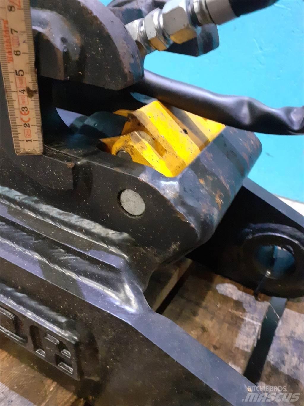 JCB 4CX Accoppiatori rapidi