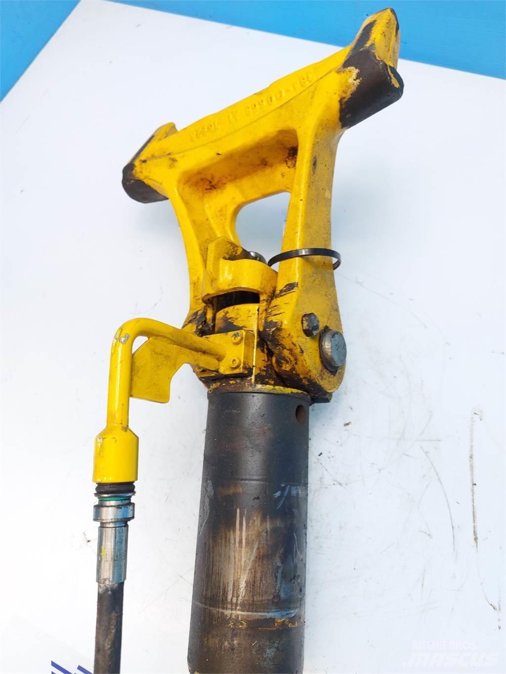 JCB 4CX Bracci e avambracci