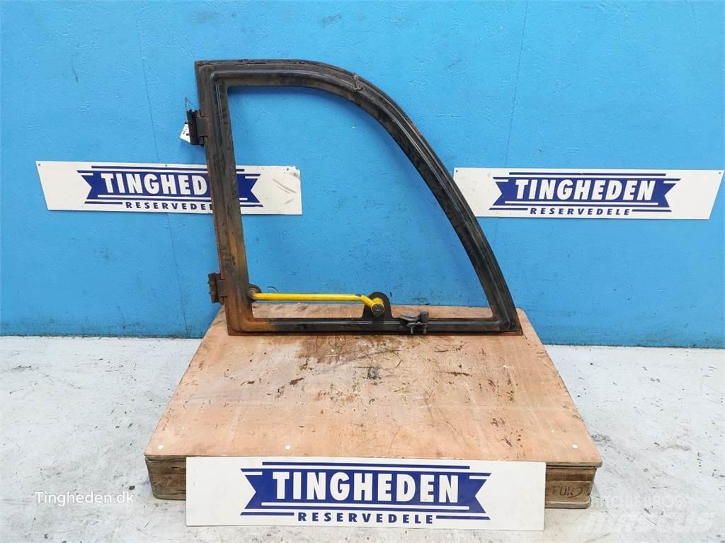 JCB 560-80 Cabine e interni