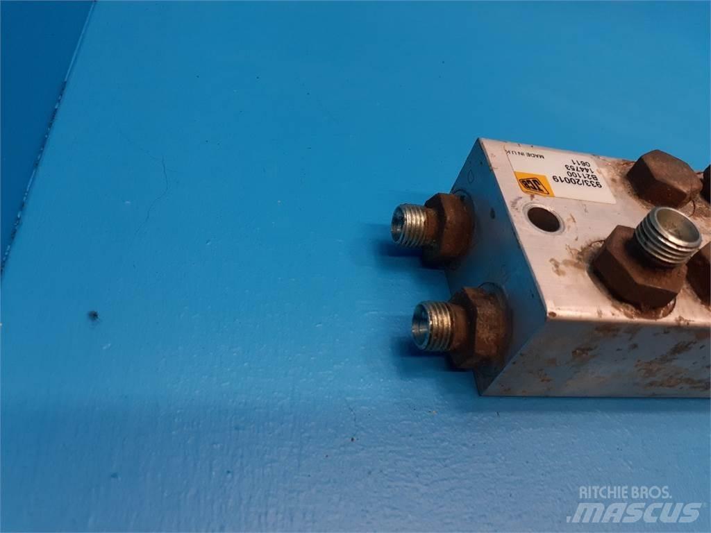 JCB 8052 Componenti idrauliche