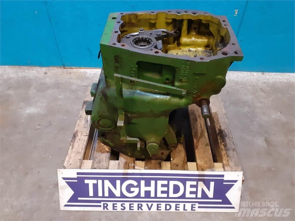 John Deere  Trasmissione