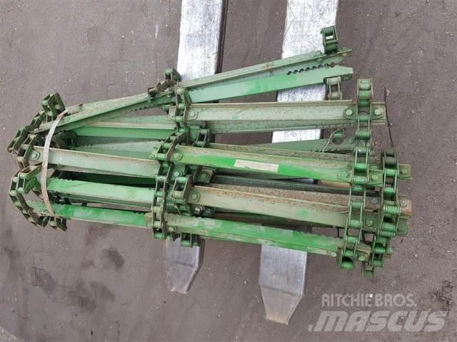 John Deere 1052 Accessori per mietitrebbiatrici