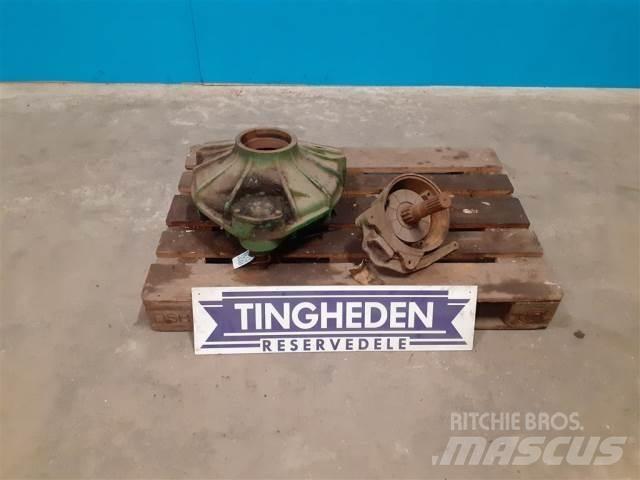 John Deere 1065 Accessori per mietitrebbiatrici