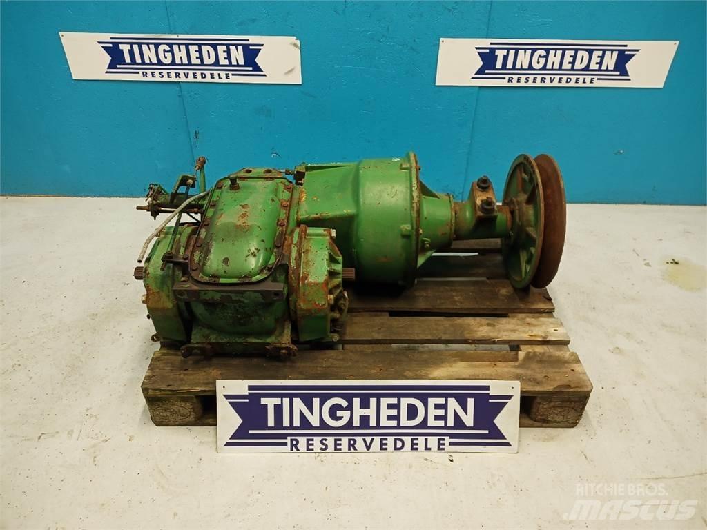 John Deere 1065 Trasmissione