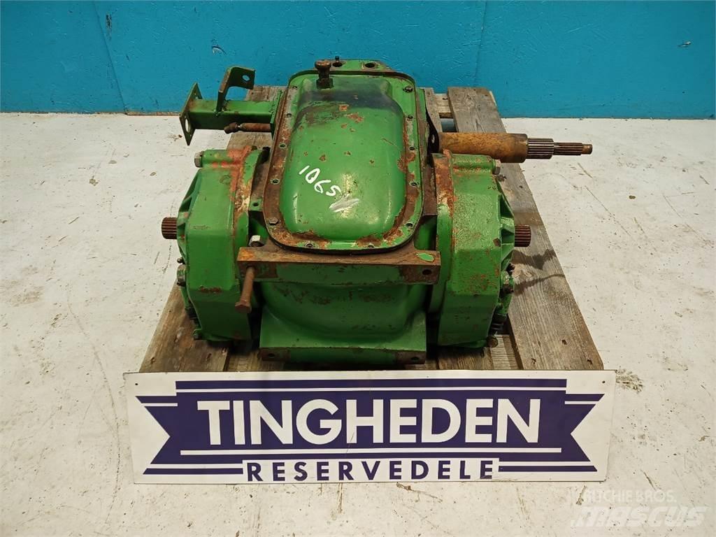 John Deere 1065 Trasmissione