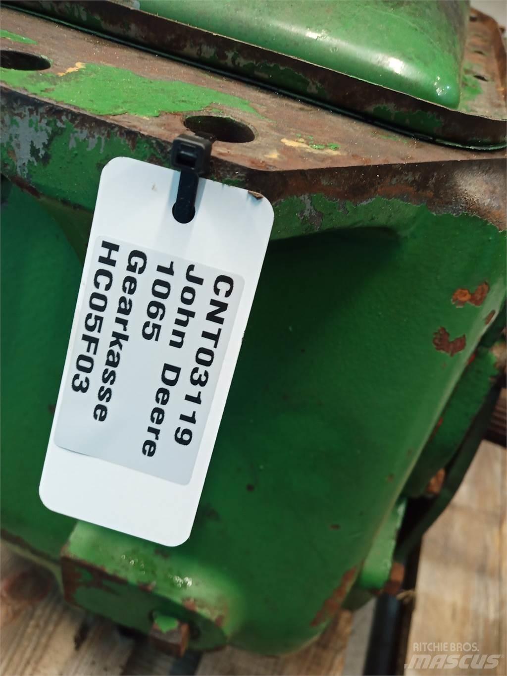 John Deere 1065 Trasmissione