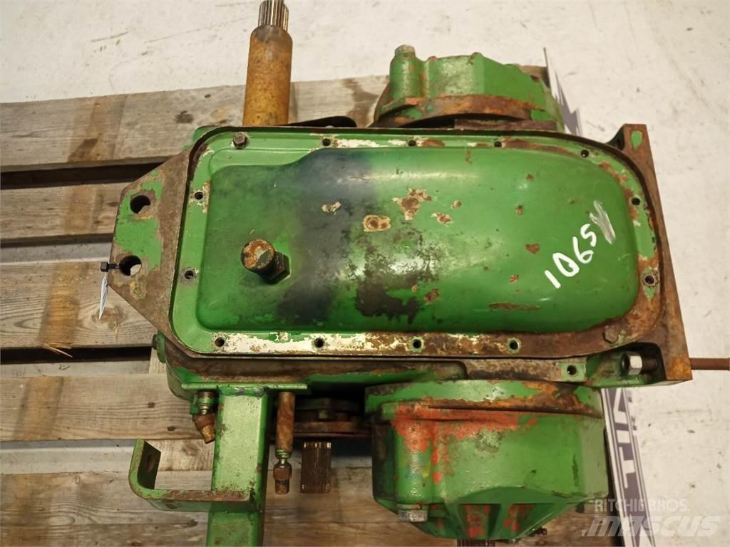 John Deere 1065 Trasmissione