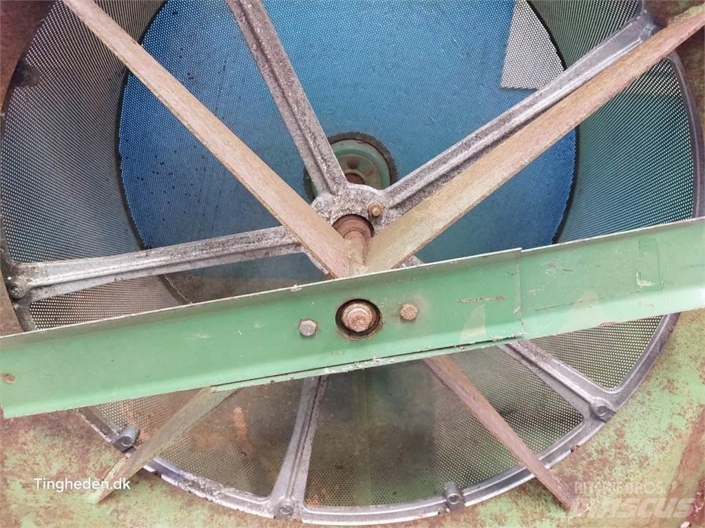 John Deere 1065 Radiatori