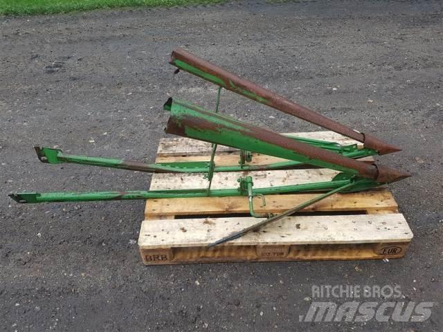 John Deere 1075 Accessori per mietitrebbiatrici