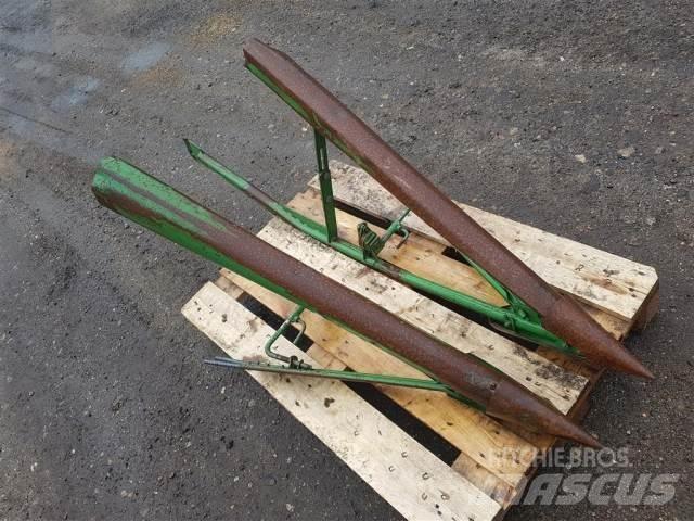 John Deere 1075 Accessori per mietitrebbiatrici