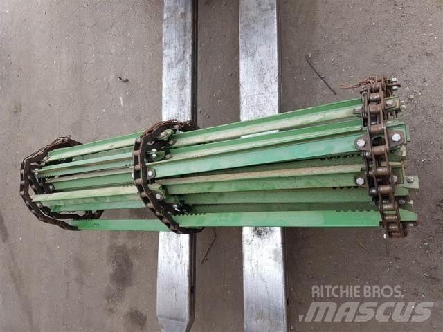 John Deere 1075 Accessori per mietitrebbiatrici
