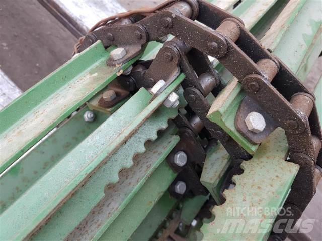John Deere 1075 Accessori per mietitrebbiatrici