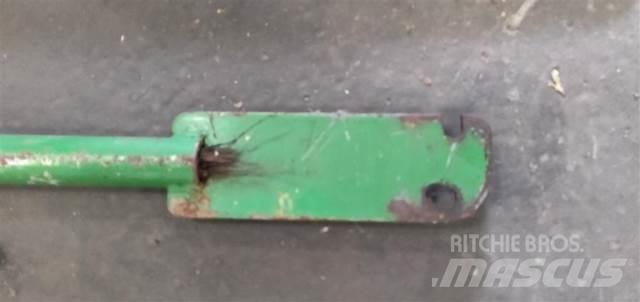 John Deere 1075 Accessori per mietitrebbiatrici
