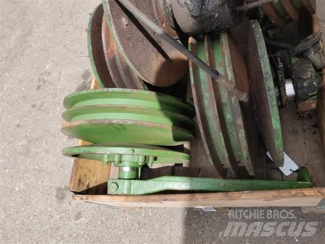 John Deere 1075 Agricoltura - Altro