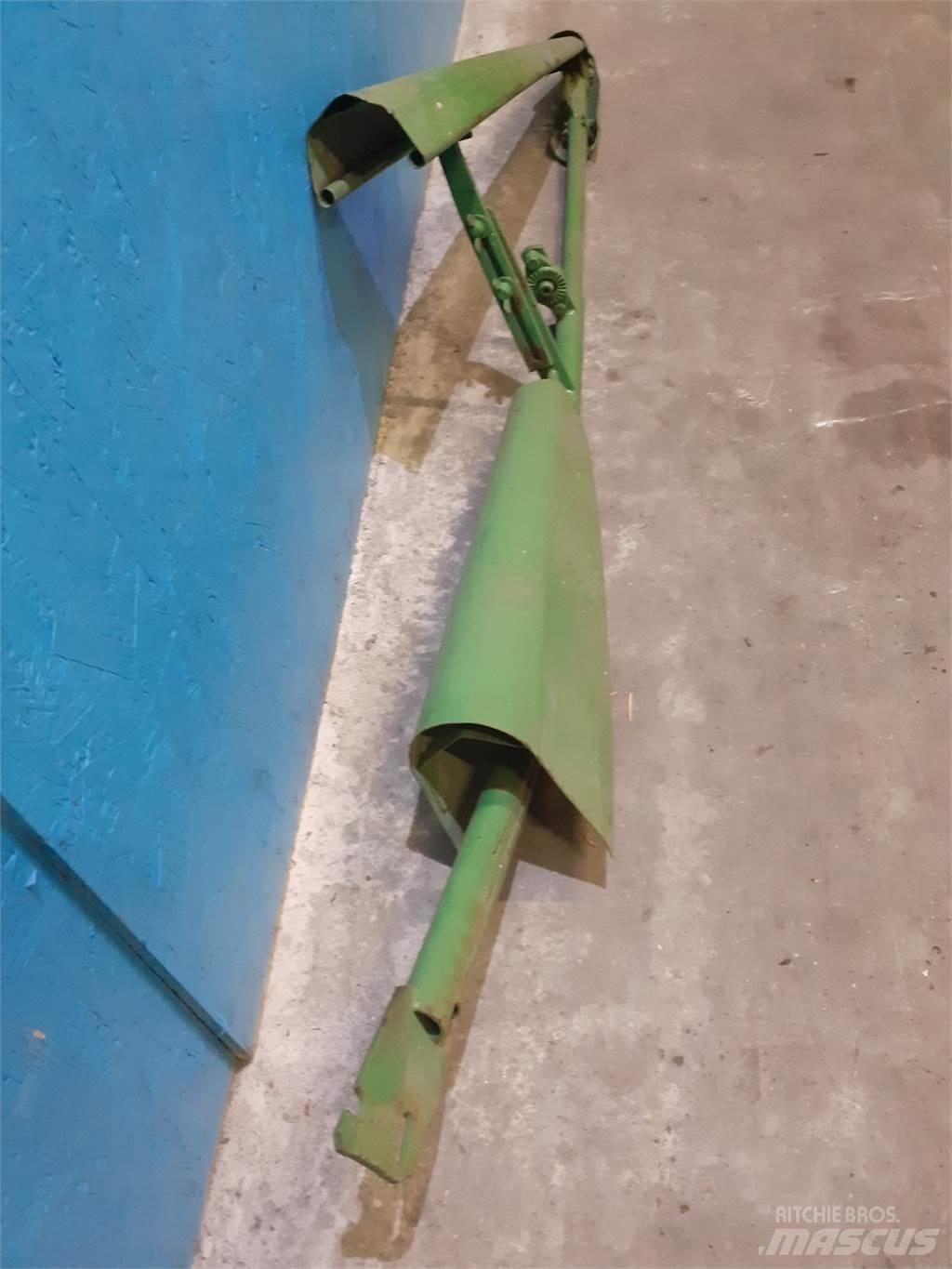 John Deere 1075 Accessori per mietitrebbiatrici