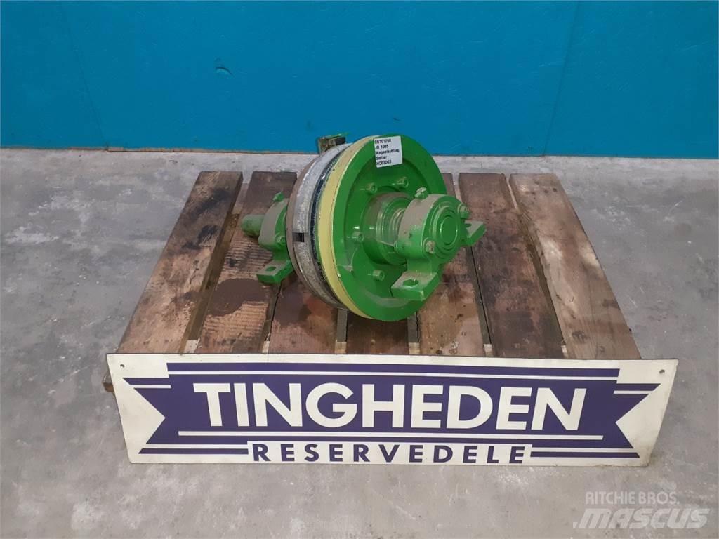 John Deere 1075 Accessori per mietitrebbiatrici