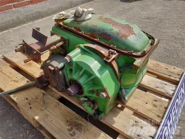 John Deere 1085 Trasmissione