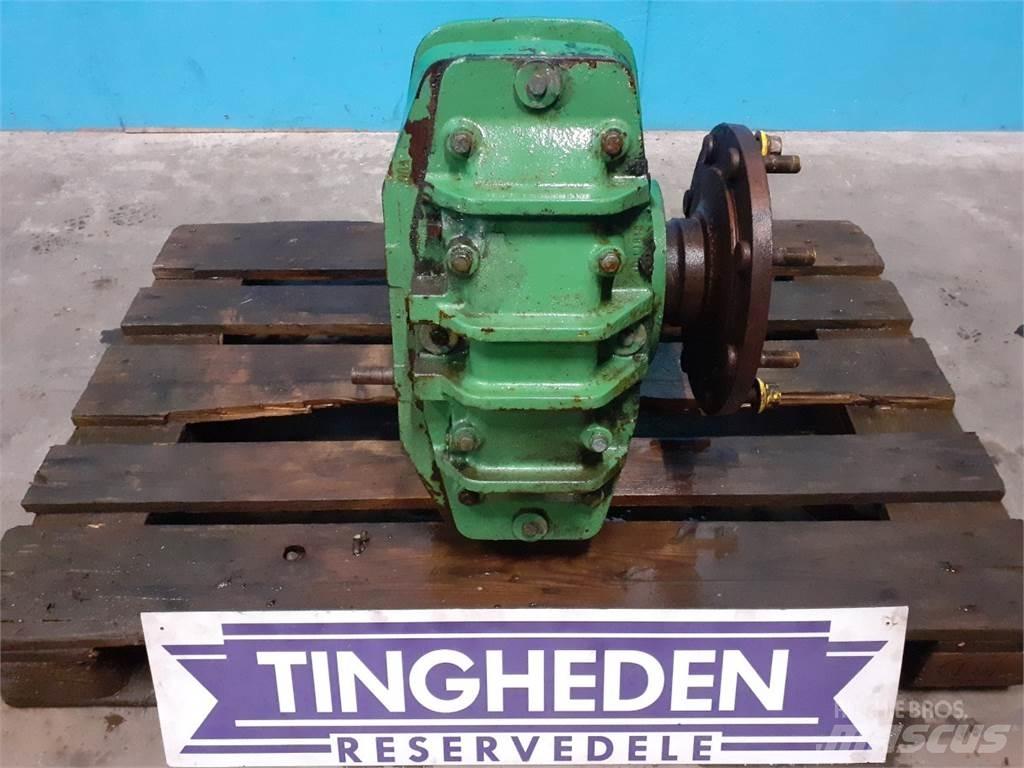 John Deere 1085 Accessori per mietitrebbiatrici