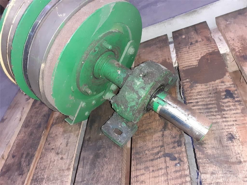 John Deere 1085 Accessori per mietitrebbiatrici