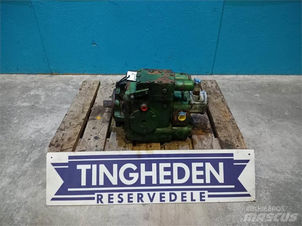 John Deere 1085 Componenti idrauliche