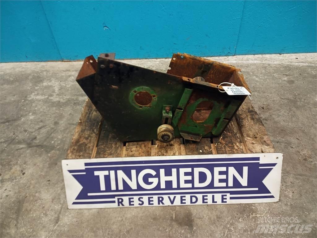 John Deere 1085 Accessori per mietitrebbiatrici