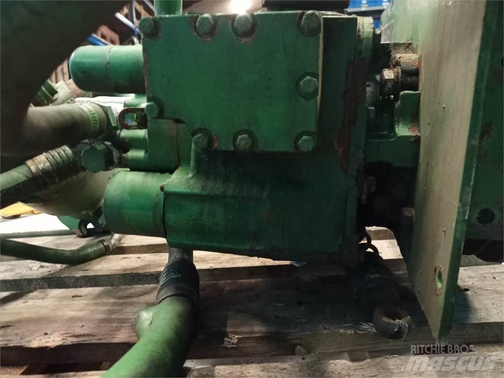 John Deere 1085 Componenti idrauliche