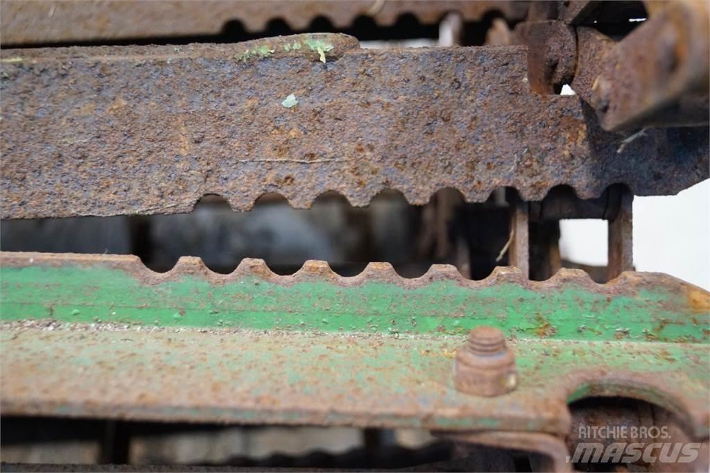 John Deere 1085 Accessori per mietitrebbiatrici