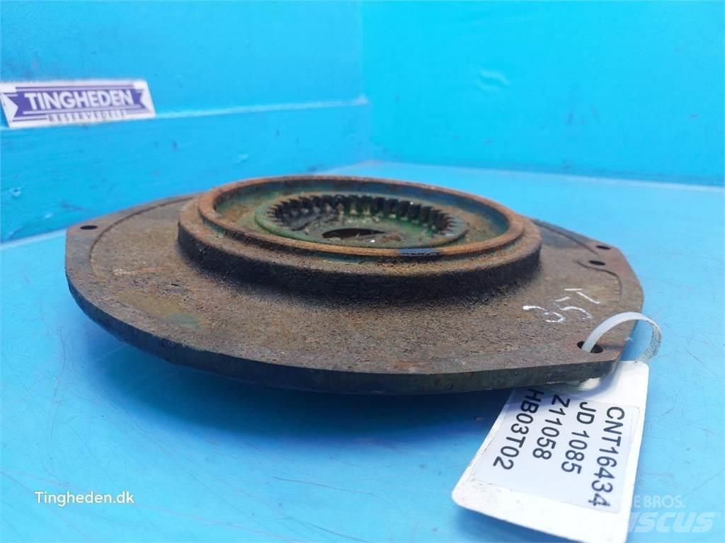 John Deere 1085 Spargisabbia e spargisale