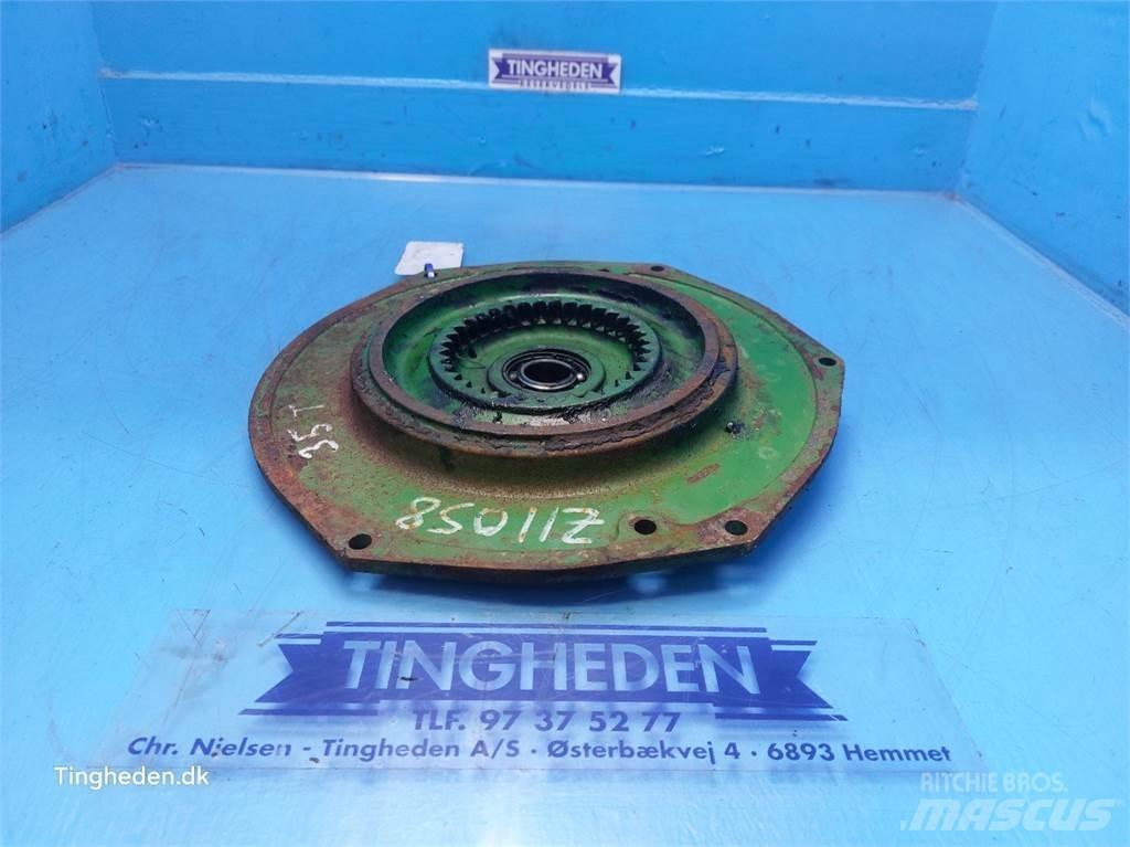 John Deere 1085 Spargisabbia e spargisale
