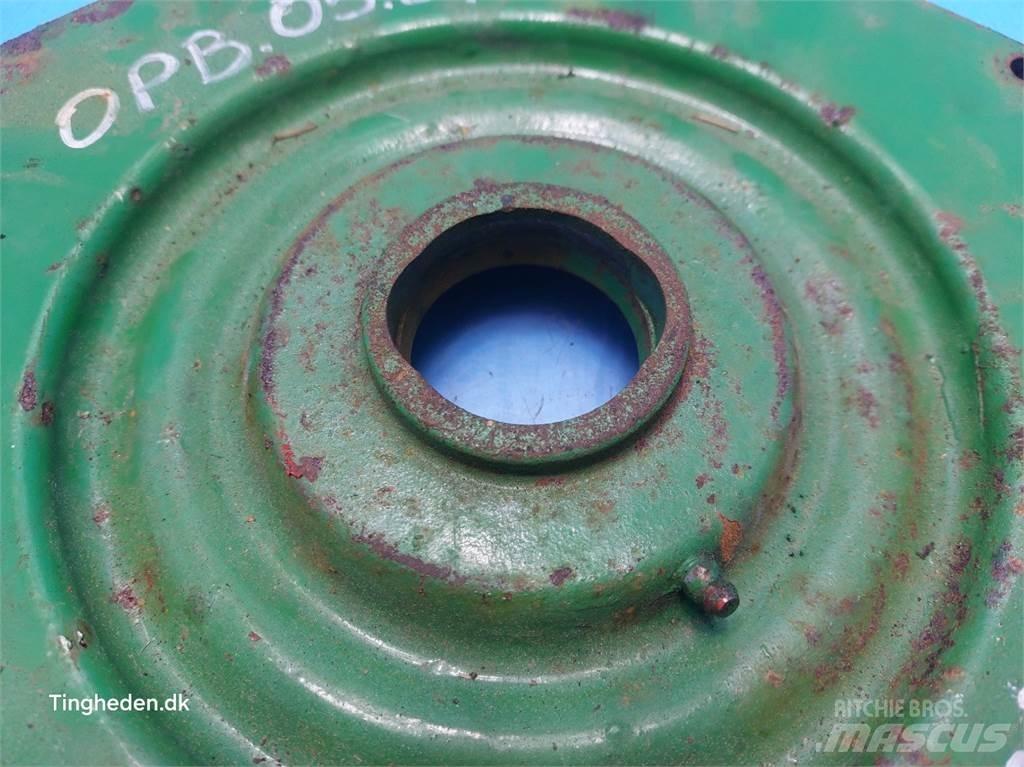 John Deere 1085 Spargisabbia e spargisale
