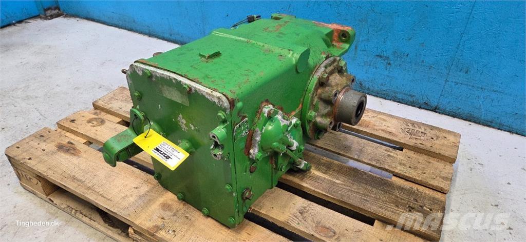 John Deere 1170 Trasmissione