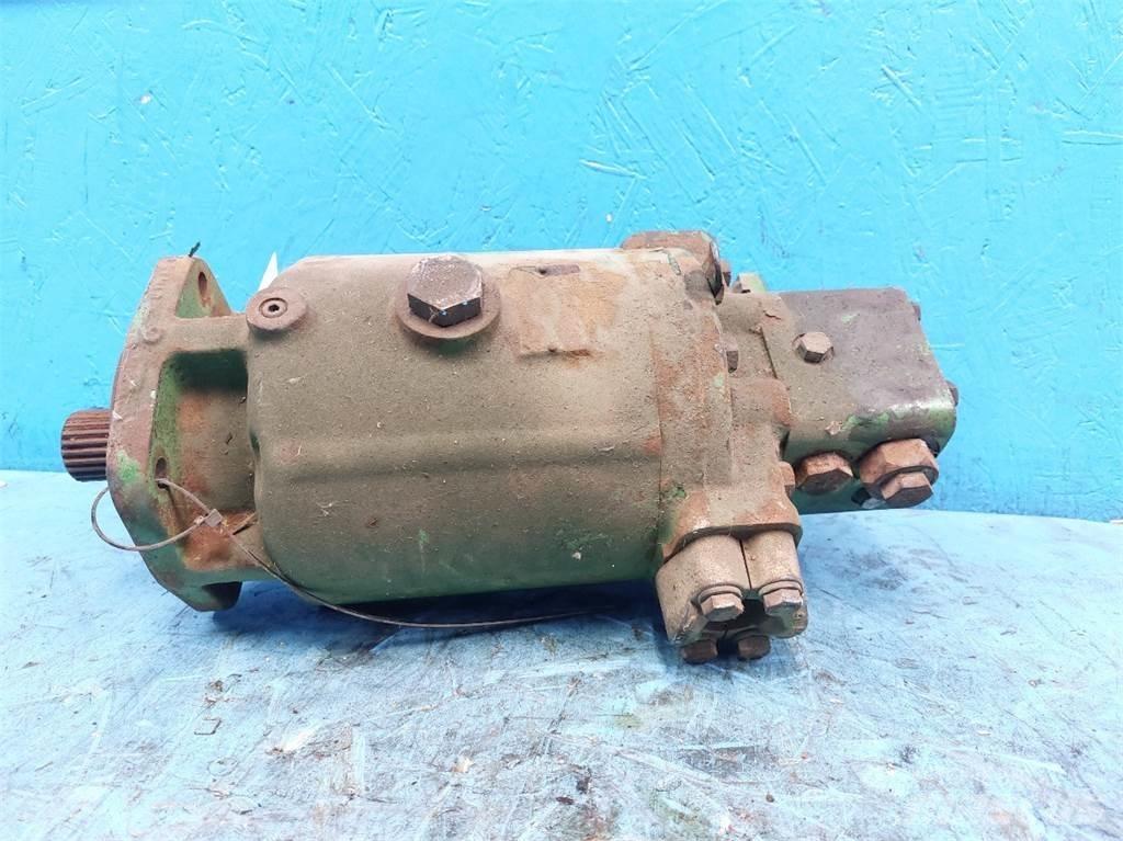 John Deere 1177 Componenti idrauliche