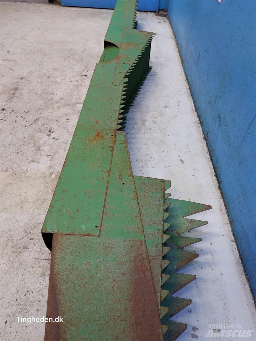John Deere 1177 Accessori per mietitrebbiatrici