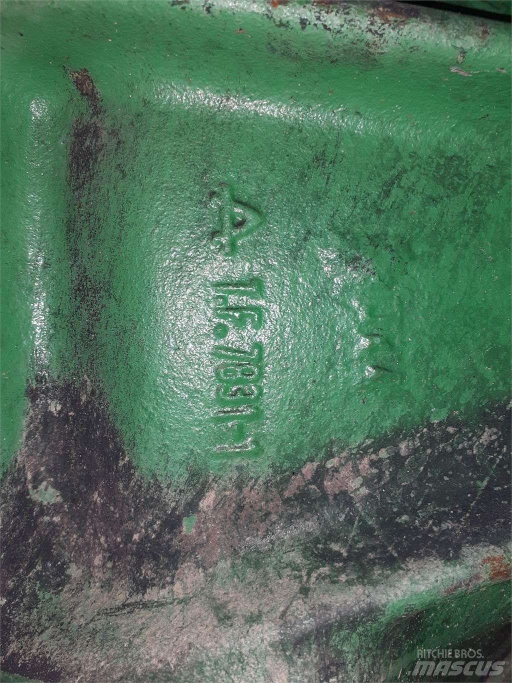John Deere 1550 Accessori per mietitrebbiatrici