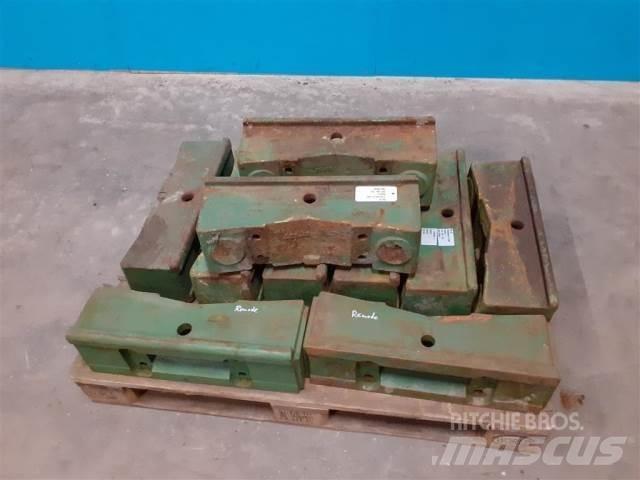 John Deere 2040 Zavorre anteriori