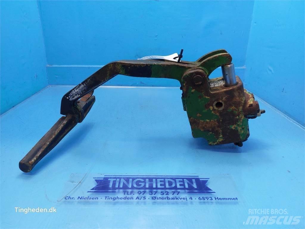 John Deere 2040 Componenti idrauliche