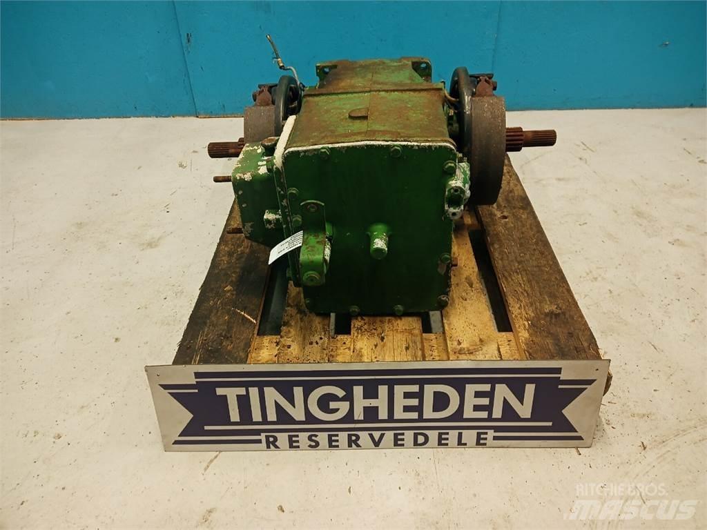 John Deere 2054 Trasmissione