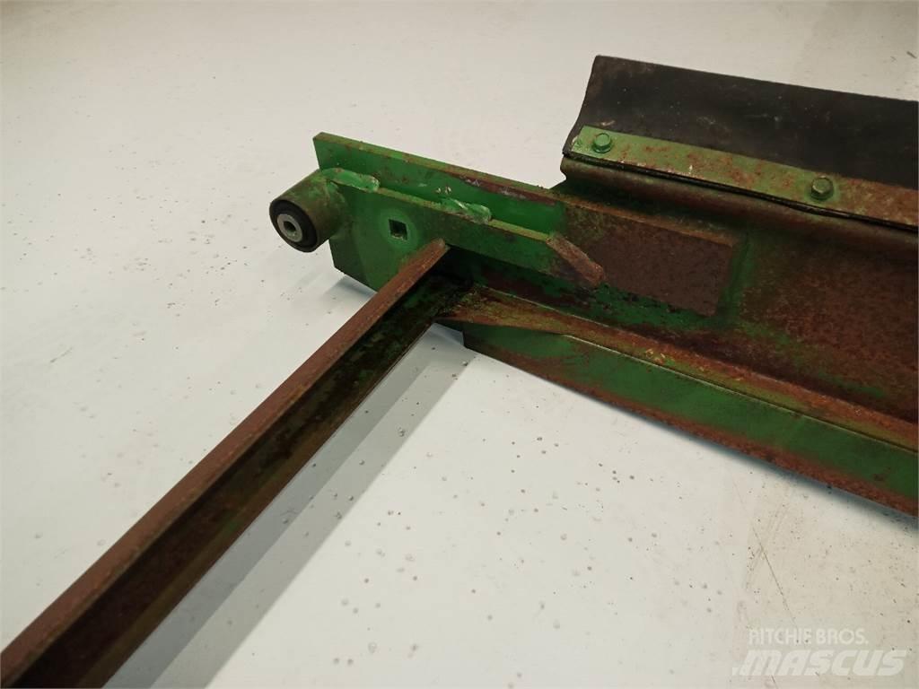 John Deere 2054 Spargisabbia e spargisale