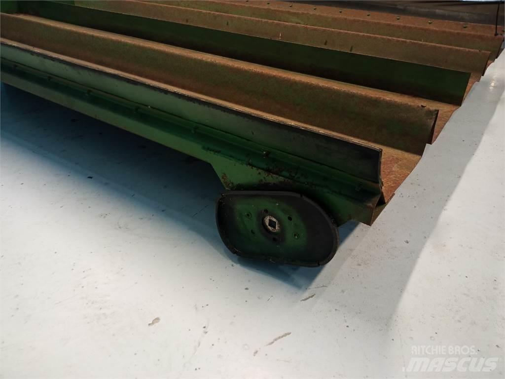 John Deere 2054 Spargisabbia e spargisale