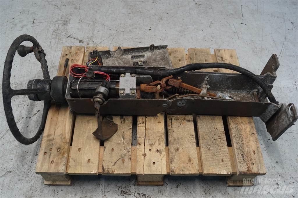 John Deere 2054 Cabine e interni
